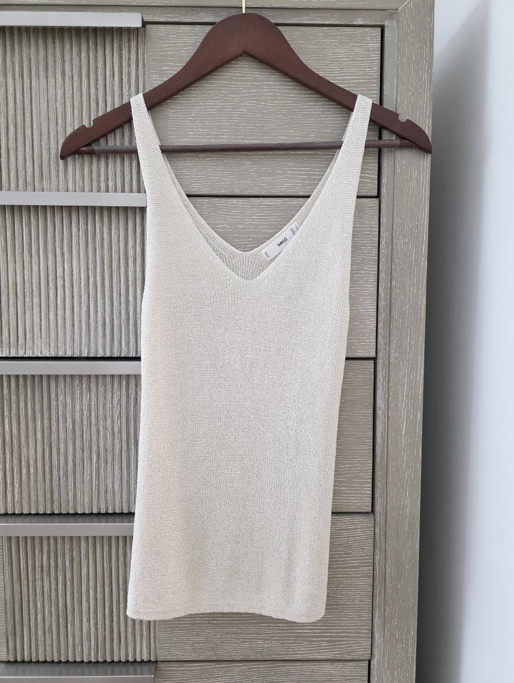 Mango XS knit tank top with subtle gold shimmer – neutral chic